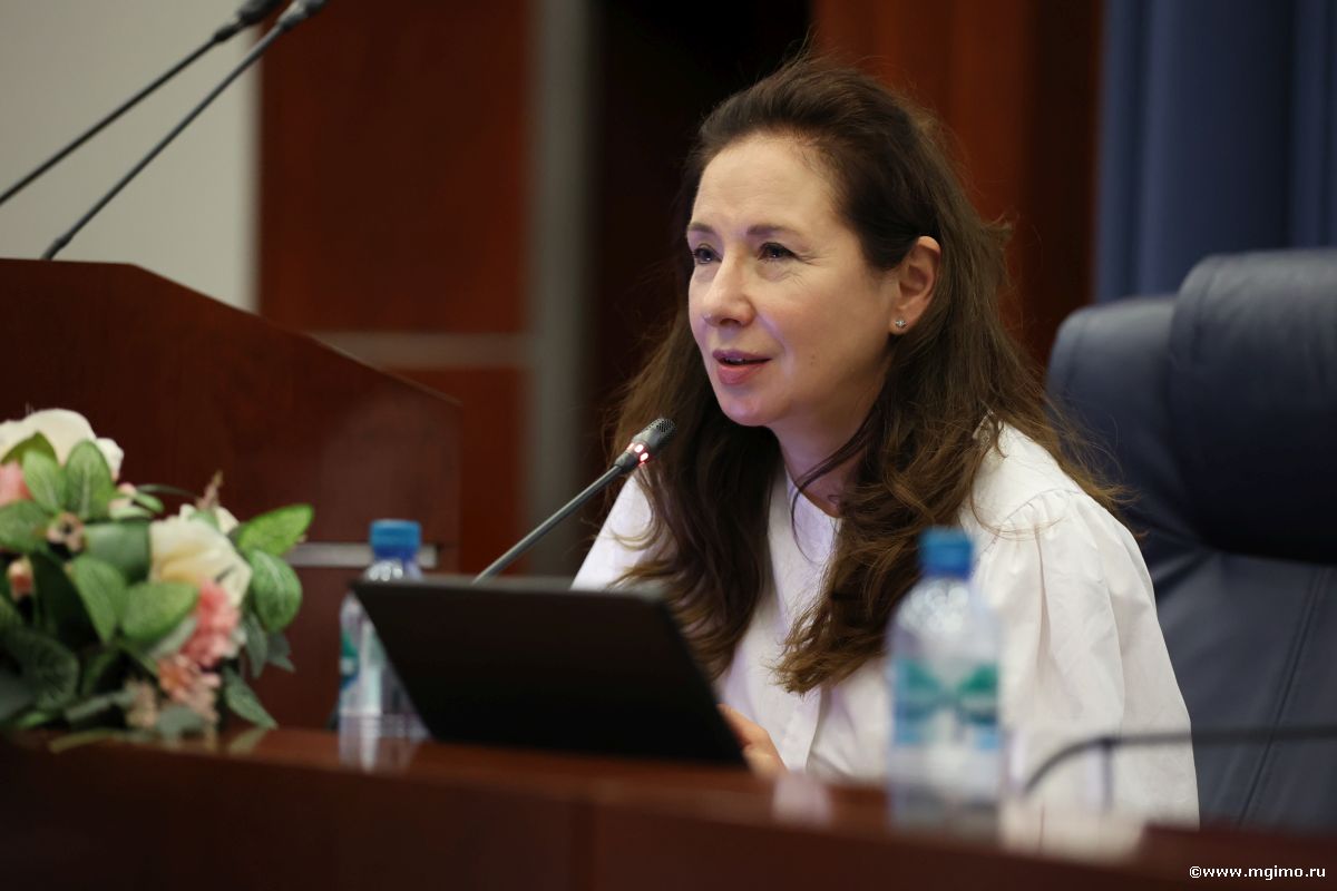 Магистранты Школы бизнеса МГИМО получили студенческие билеты