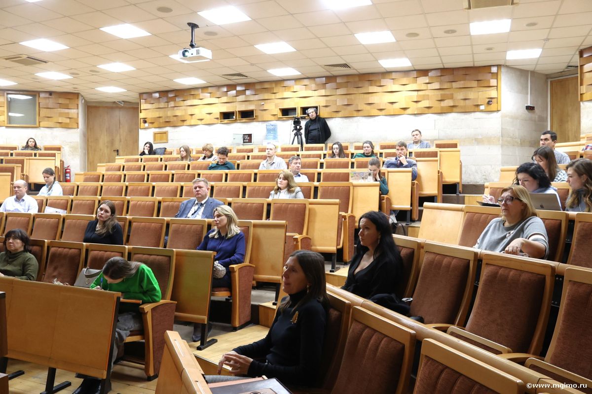 «Покупаем не мы, а наши чувства»: на «Туризме по четвергам» обсудили тренды нейромаркетинга