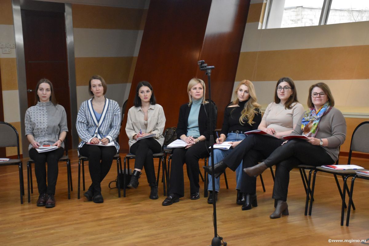 В МГИМО открылась программа по деловому этикету и протоколу