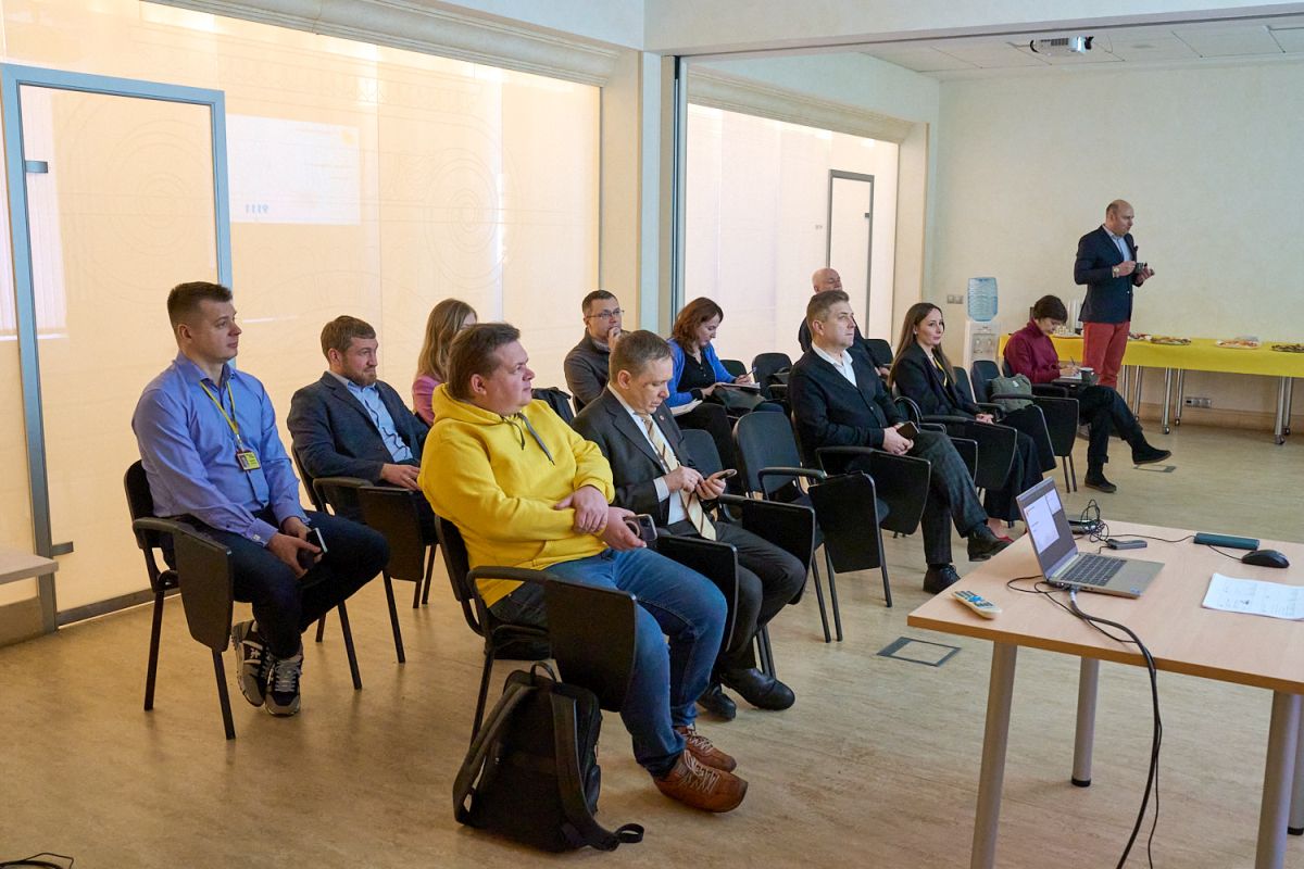 Слушатели программы MBA «Цифровая экономика» изучили инновационные продукты и технологии компании «1С»