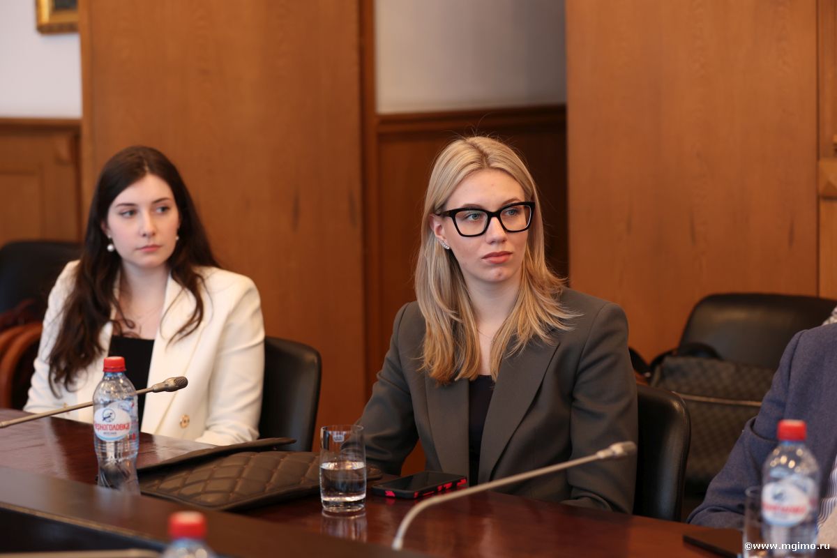 Встреча ректора А.В.Торкунова со студентами магистратуры «Менеджмент в сфере искусства и культуры»