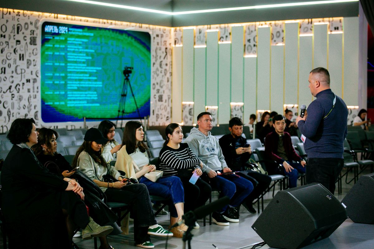 Магистранты программы «Событийный менеджмент и туризм» на международной выставке форум «Россия» на ВДНХ