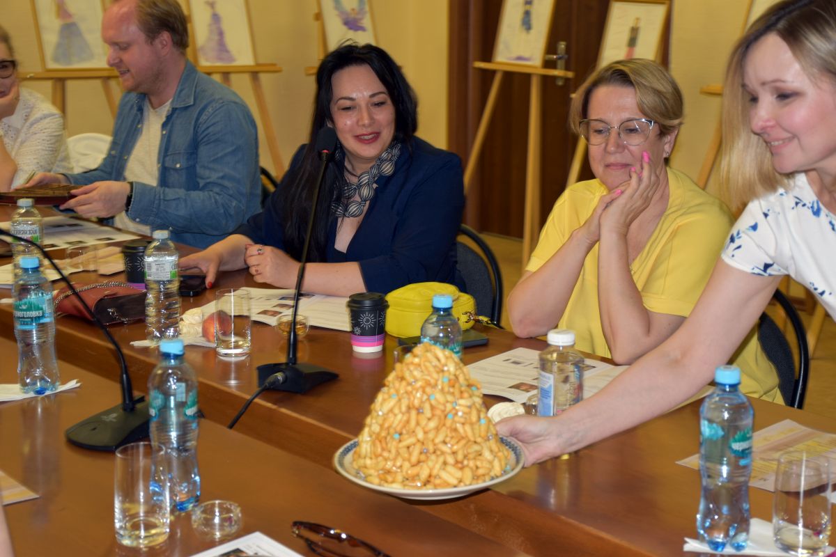 Профессиональная переподготовка «Практическое искусствознание»: защита дипломных проектов студентов МГИМО