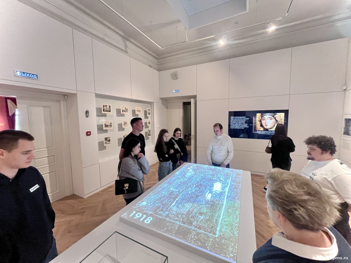 По маршруту Золотого кольца: мгимовцы на выездном модуле во Владимире