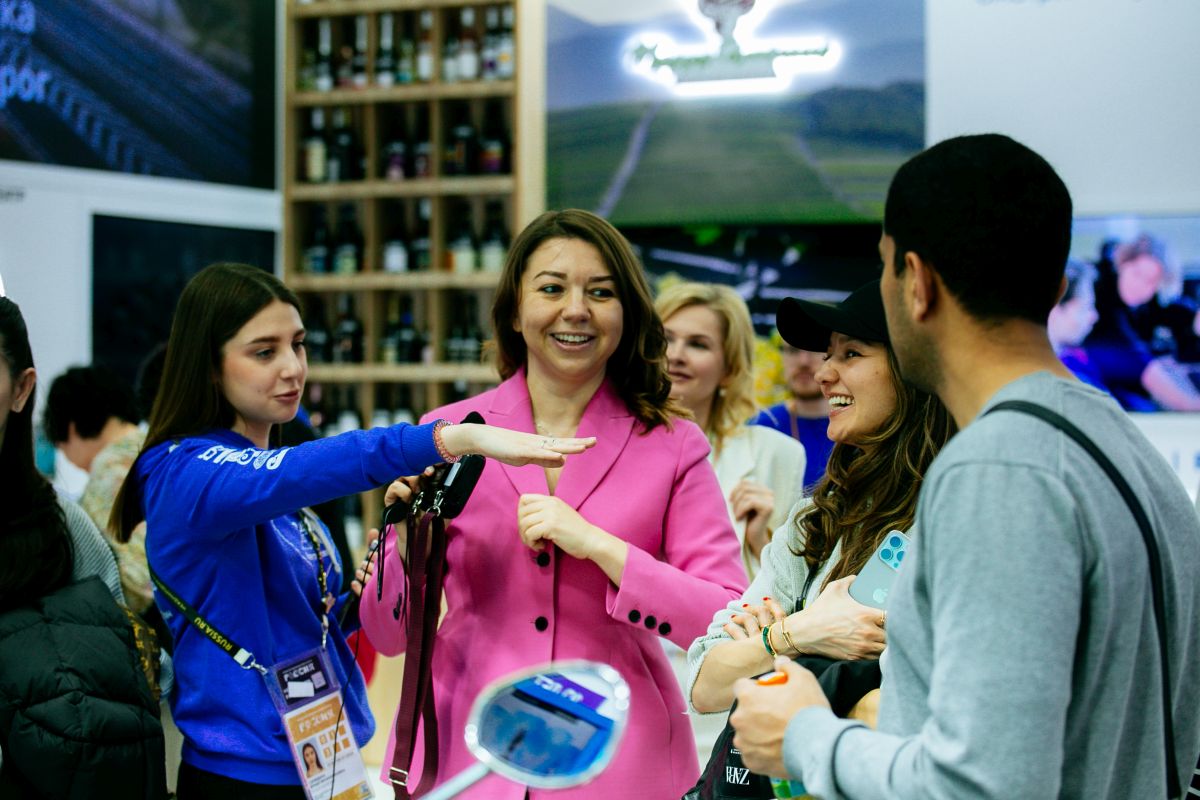 Магистранты программы «Событийный менеджмент и туризм» на международной выставке форум «Россия» на ВДНХ