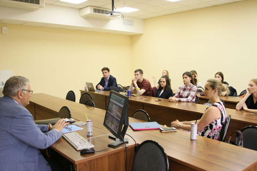 «Переговоры в спорте»: встреча с В.Е.Чухрием