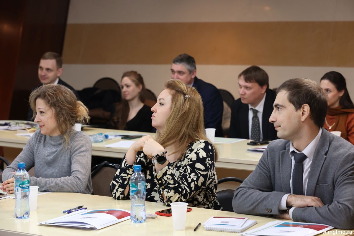 Программа по экспертно-аналитическому сопровождению принятия внешнеполитических решений для дипломатов из Приднестровья