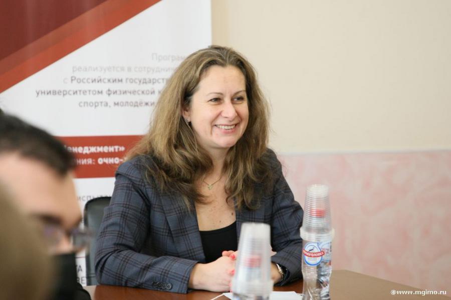 Е.А.Пономарёва: «Выпускники „Спортивной дипломатии“ могут работать в любой сфере — спорте, бизнесе, государственном управлении»