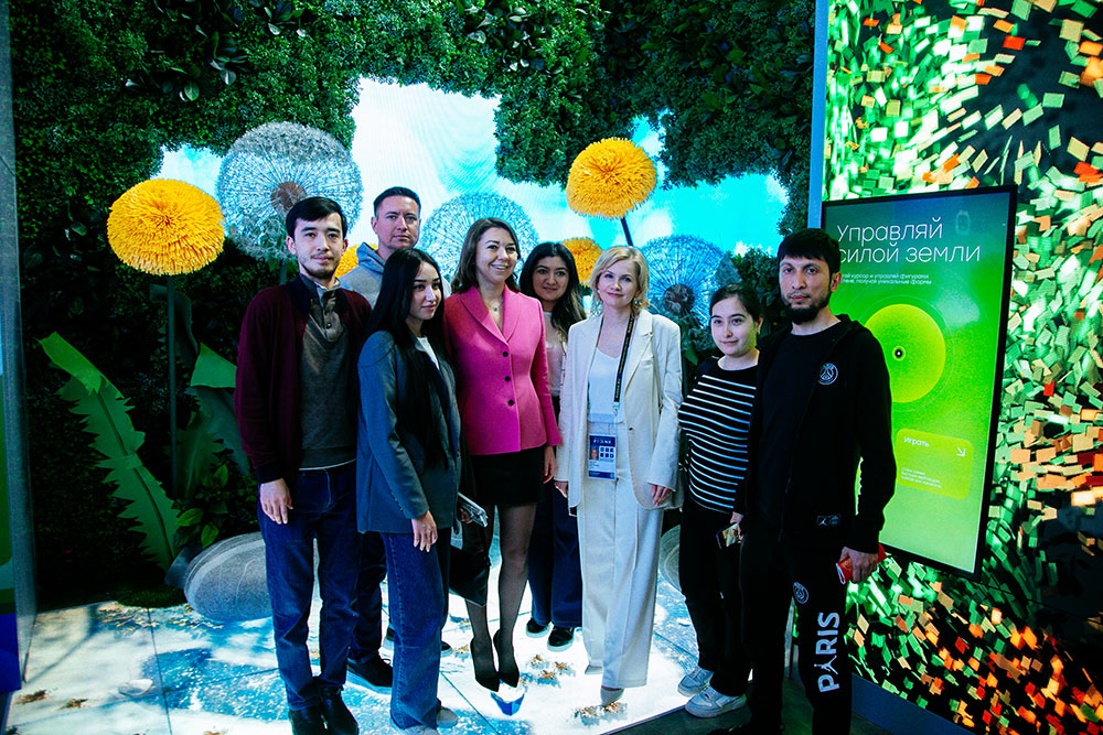 Магистранты программы «Событийный менеджмент и туризм» на международной выставке форум «Россия» на ВДНХ