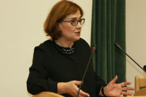 Историк моды Н.Толкунова представила программу МВА