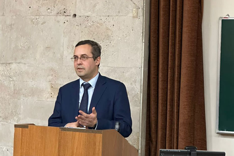 Лекция помощника руководителя Россельхознадзора А.Даушева