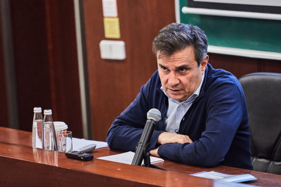 С.Григорян прочитал лекцию об истории предпринимательства в России