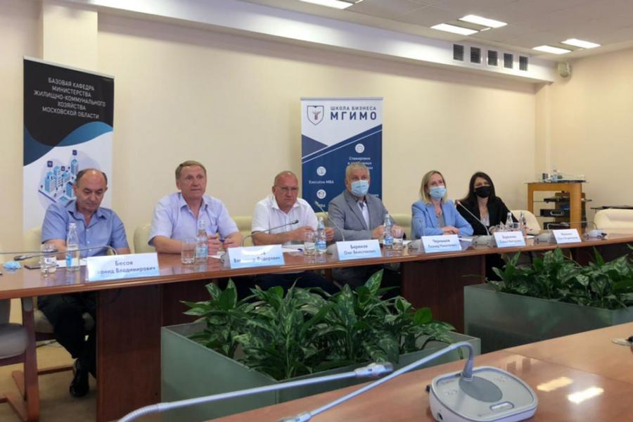 Специалисты по управлению жилищным фондом прошли независимую оценку квалификации