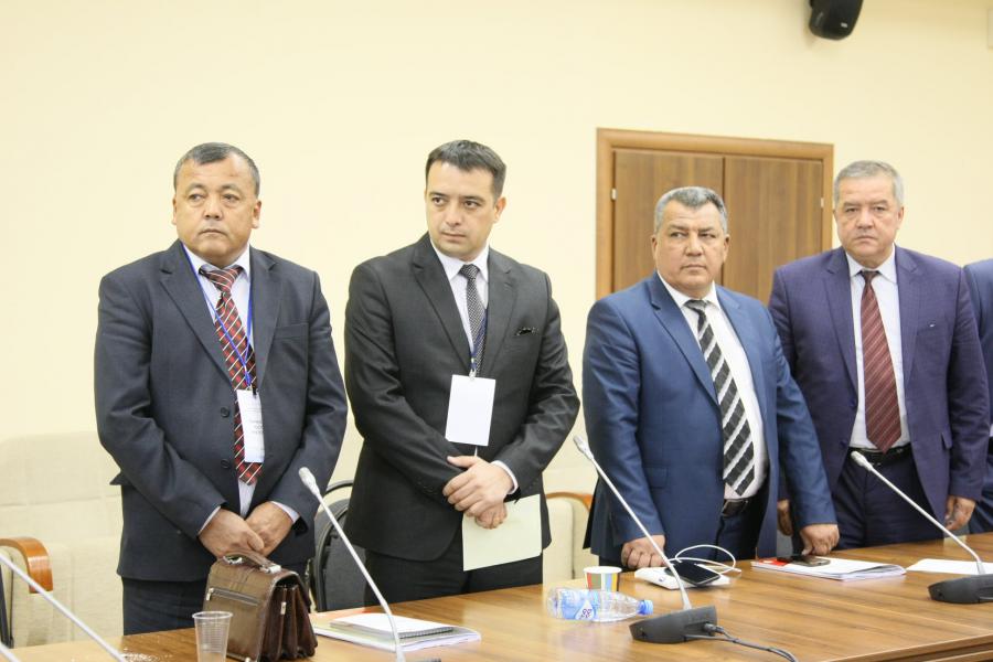 Завершились курсы повышения квалификации для сотрудников компании «Узбекинвест»