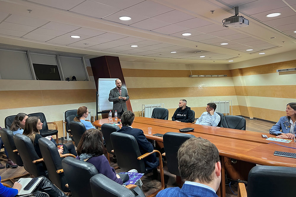 Настоящая «священная корова» в туризме — это возвратный турпоток. Игорь Каверзин на лекции «Туризм по четвергам»