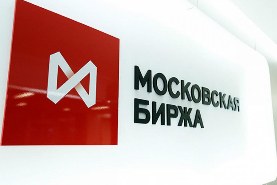 Слушатели программы по синхронному переводу проходят практику на Московской бирже
