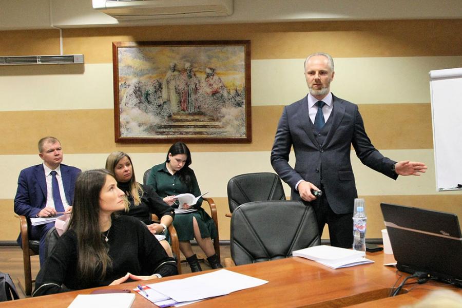 Стартовал курс по GR и лоббизму