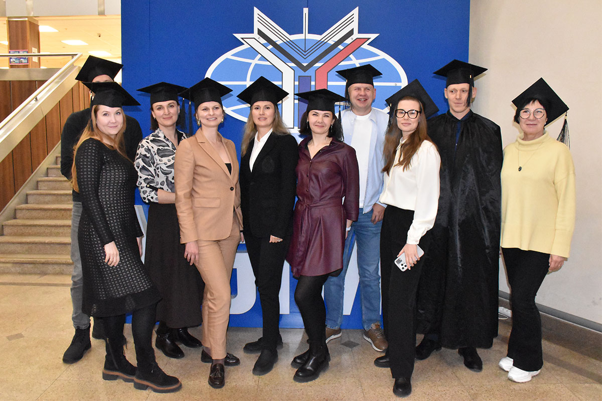 Руководители медицинских организаций завершили обучение в МГИМО