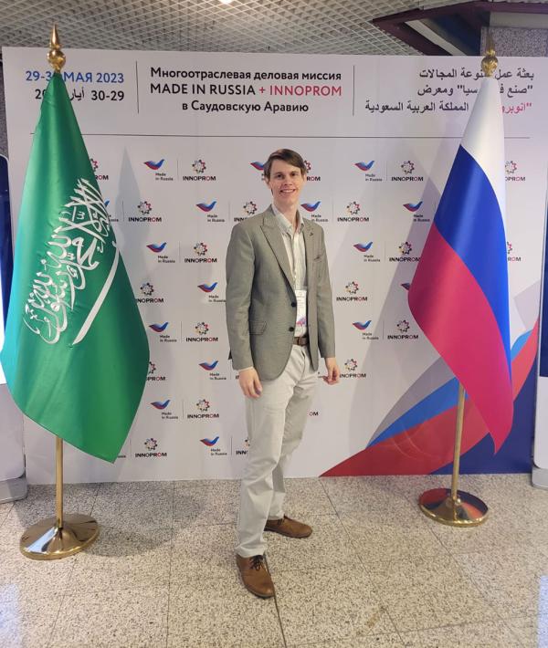 МАКСИМ ШИЛОВ