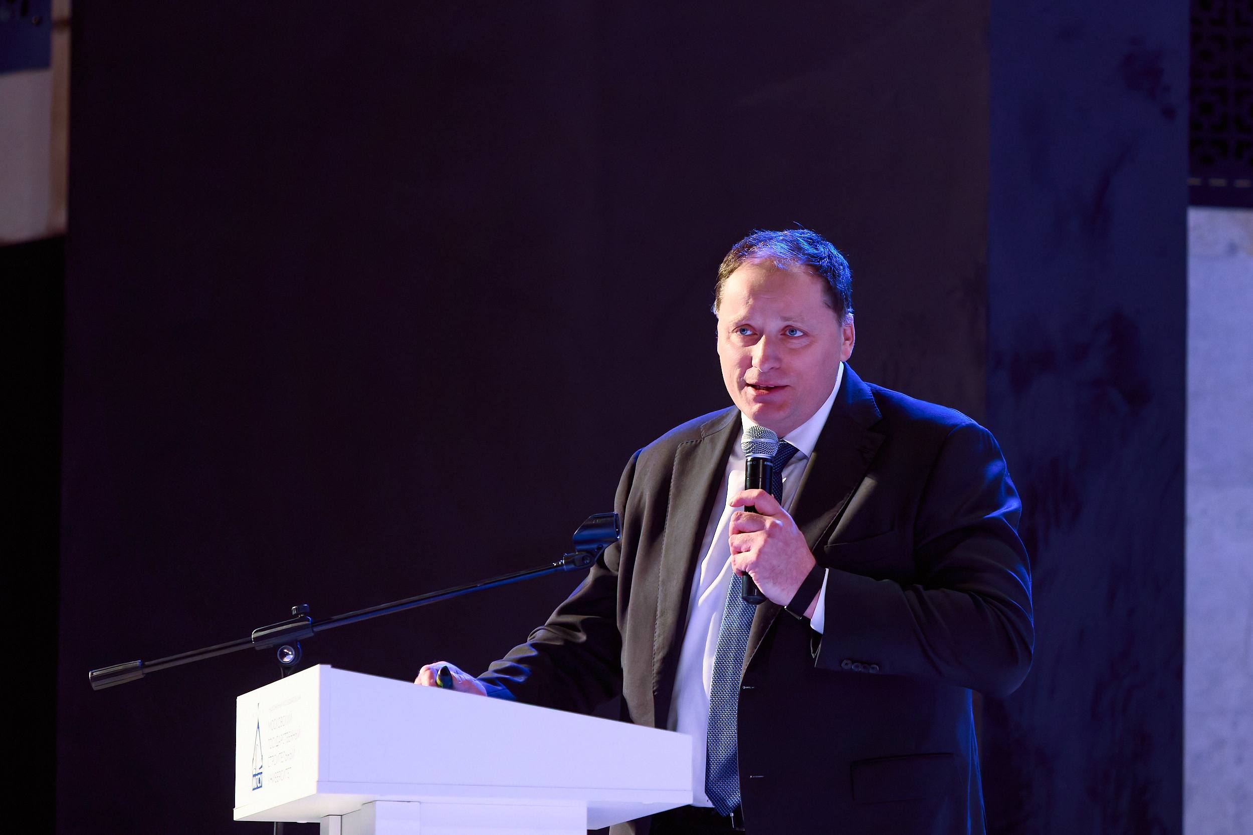 «Инфраструктура для жизни» начинается с кадрового суверенитета